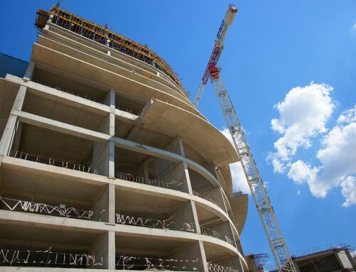 Descubre los Múltiples Beneficios del Yeso Proyectado en Obras Modernas